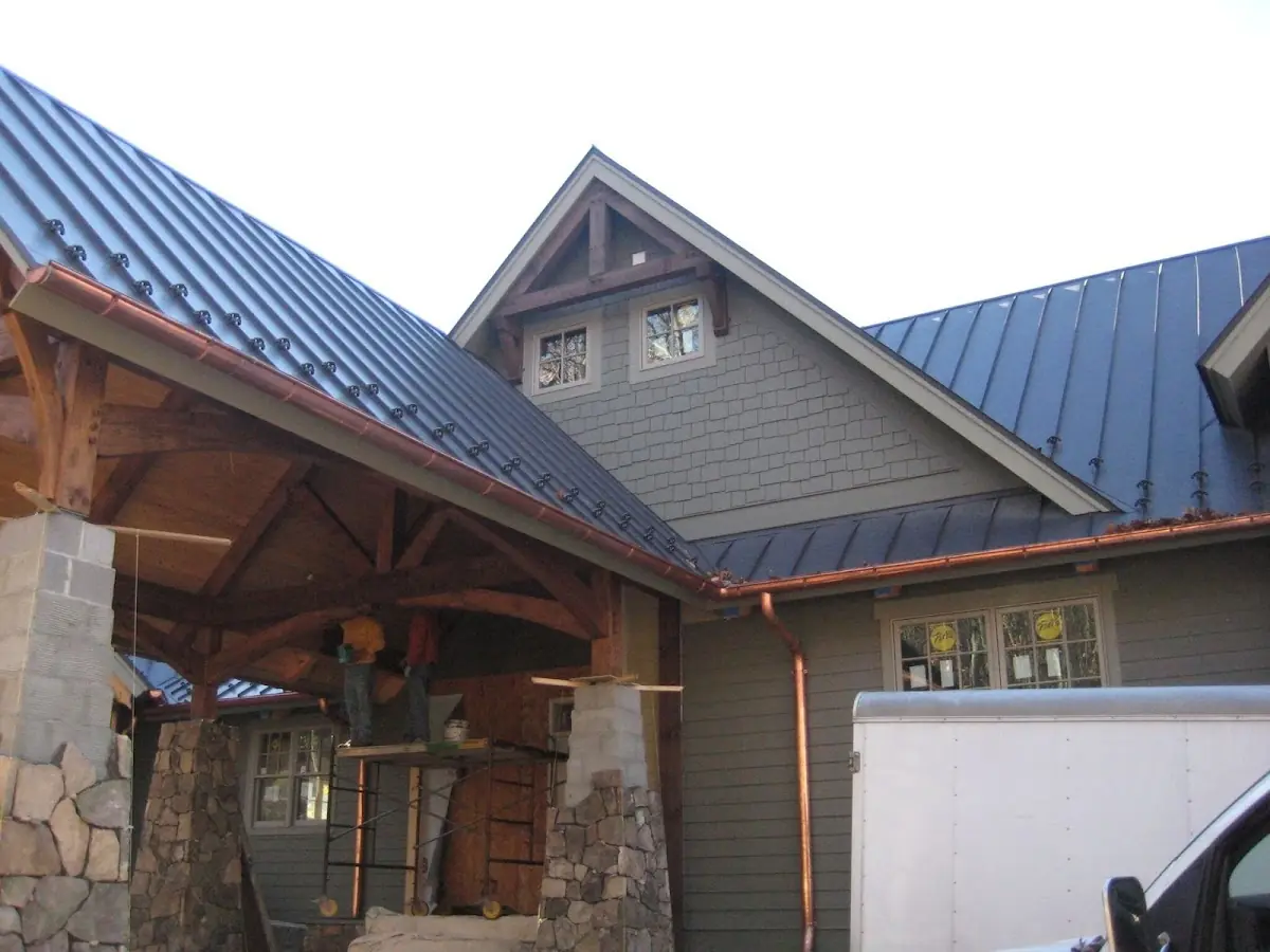 Craftsman Roofing team delivering quality roofing work in Pleasant Hills